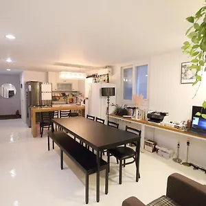Zibro S Maison d'hôtes